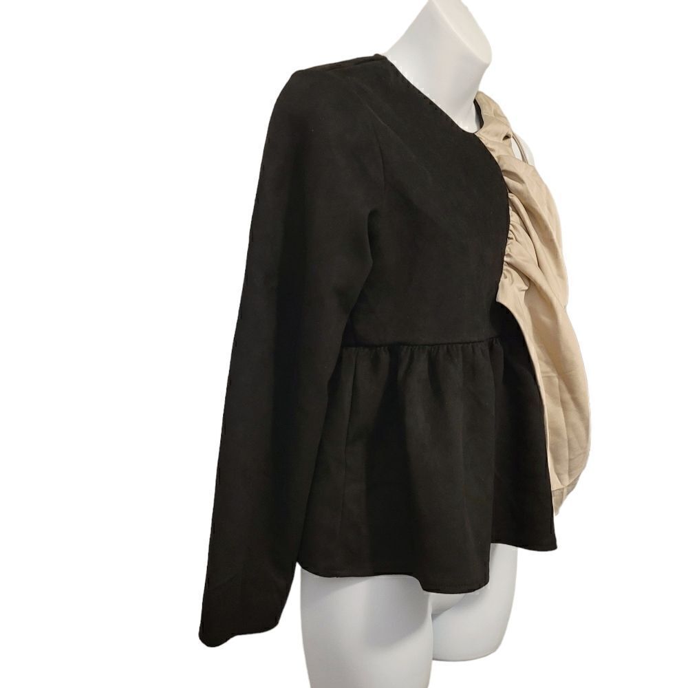 2/$20 Vintage Y2K Top Fashion Black & Gold Top Blouse Size: Small - Picture 3 of 7